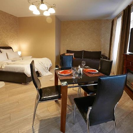 Paulmarie Apartments On Prs. Lenina, 51 Gomel Eksteriør billede